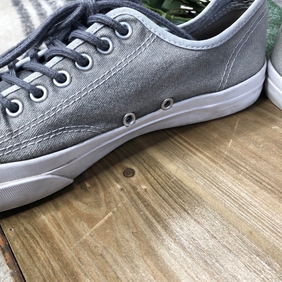CONVERSE Grey Sneakers Size 8 EUC - Picture 7 of 12